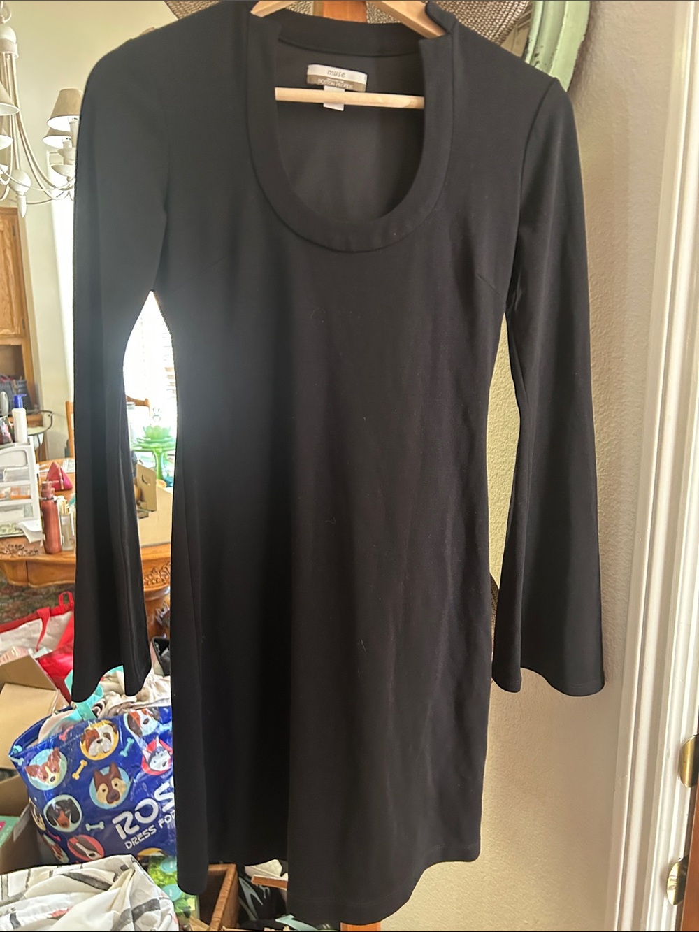 Muse Black Long Sleeve Scoop Neck Dress. Will Fit A Small